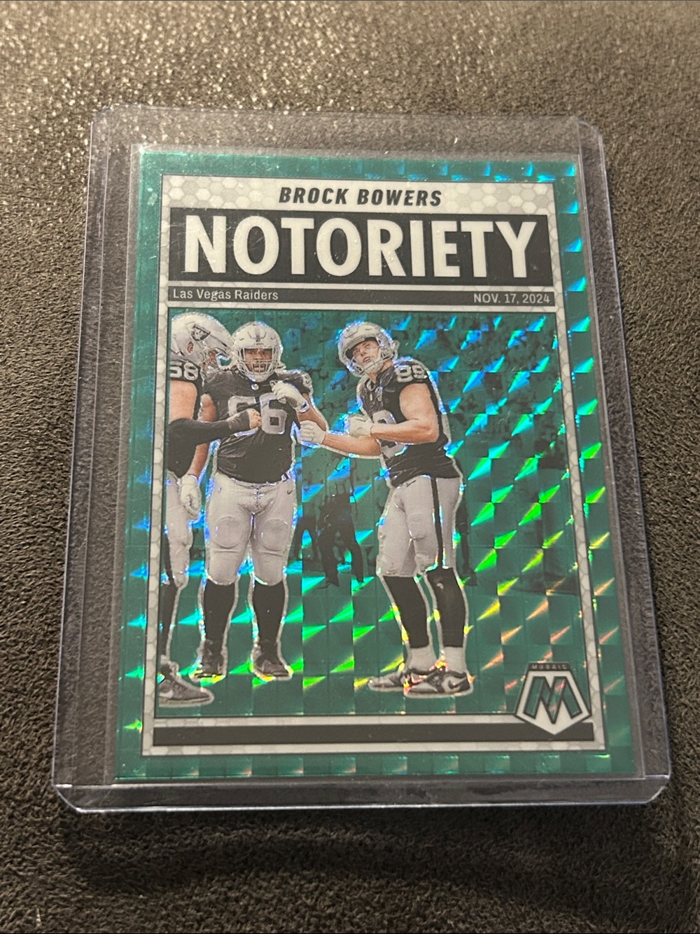 BROCK BOWERS NOTORIETY RAIDERS 2025 PANINI MOSAIC GREEN MOSAIC